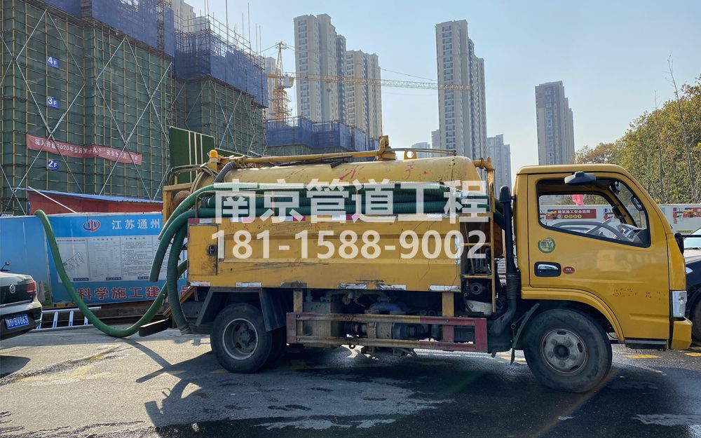 265龙袍建筑工地抽粪